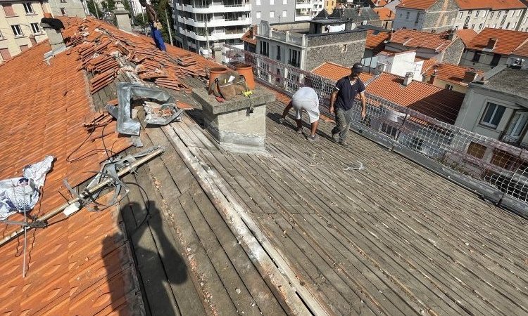 Rénovation de toiture d'un immeuble à Clermont-Ferrand